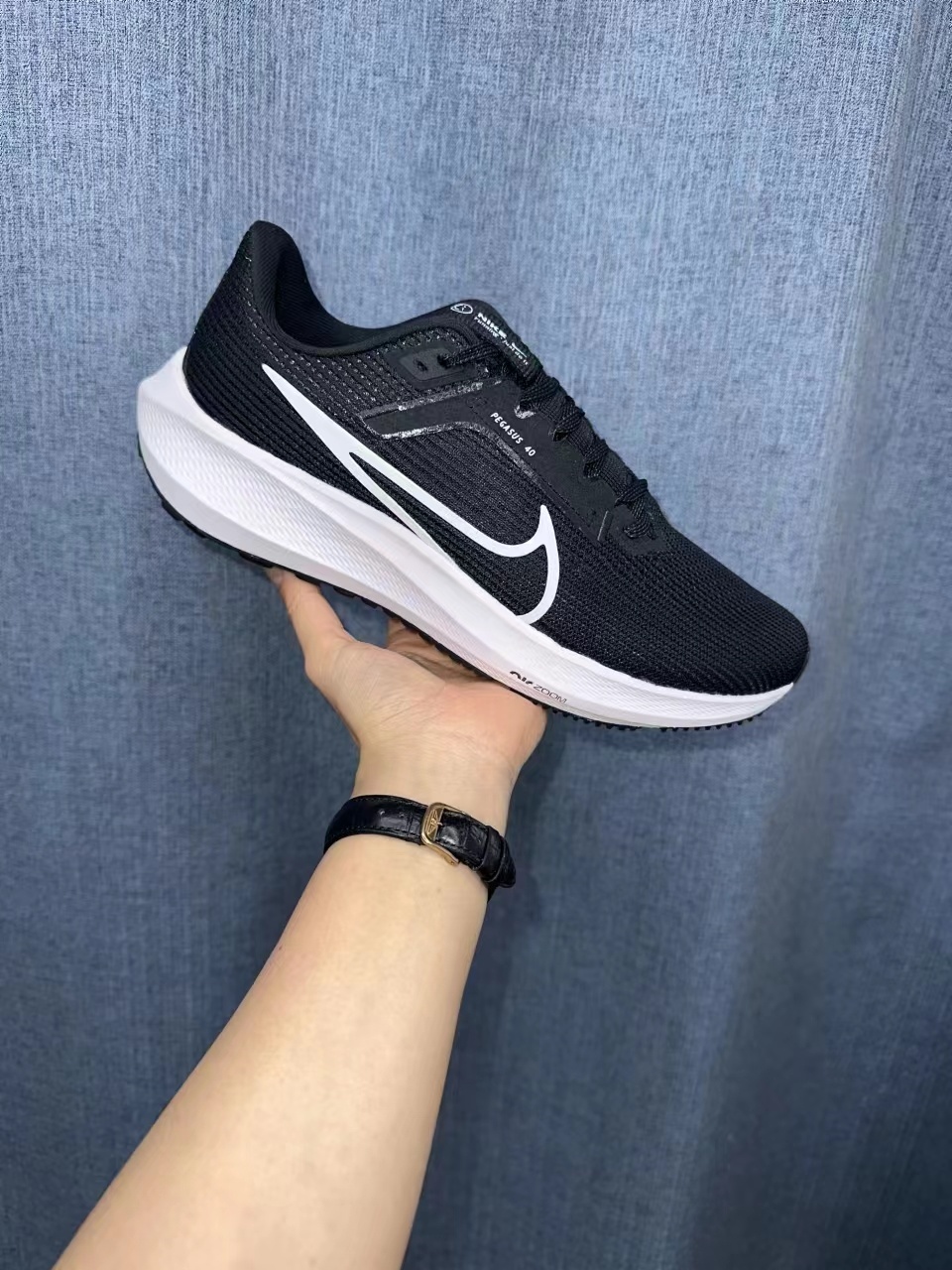 Nike Pegasus White and Black